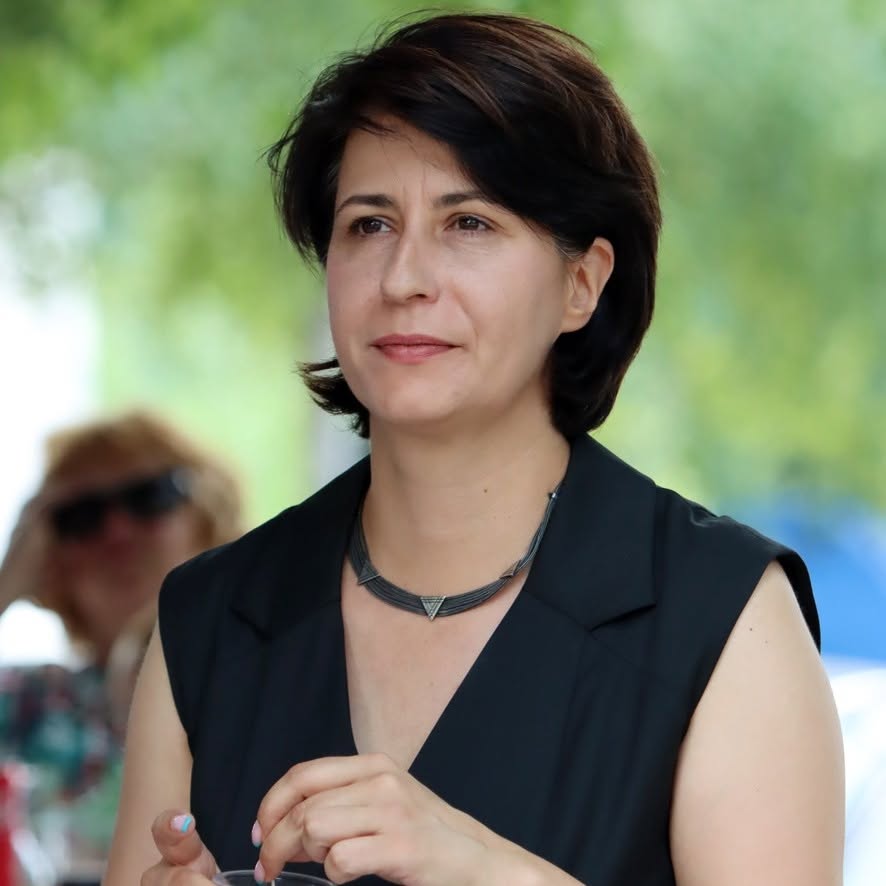 M Machkanova 2